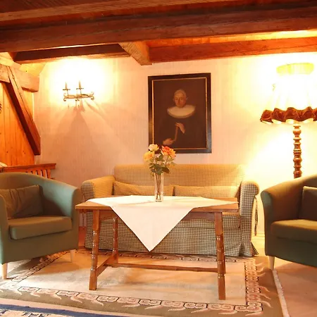 Schloss Egg Bed & Breakfast 3*