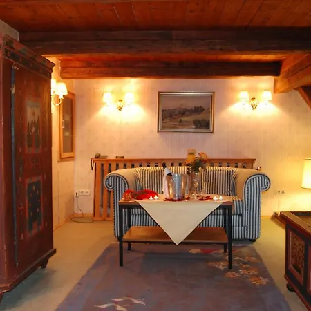 Frühstückspension Schloss Egg Bernried